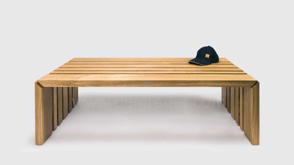 wooden coffe table, stolovi